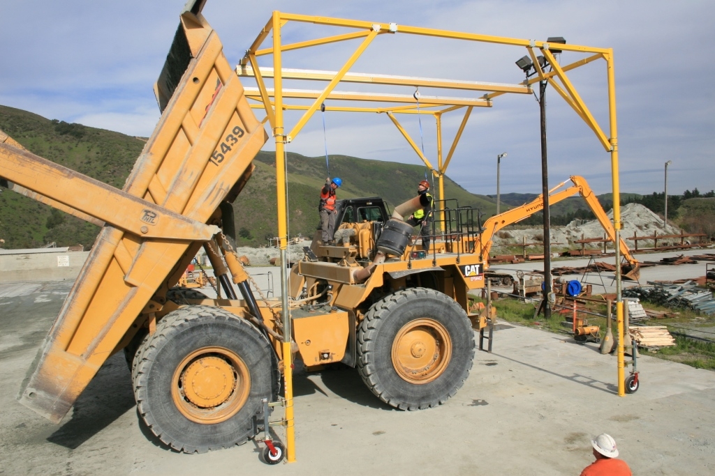 Custom Fall Protection Systems for Heavy Equipment Maintenance